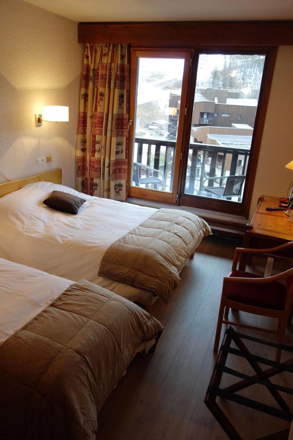 Hotel L'Escale Blanche 레오레스 외부 사진